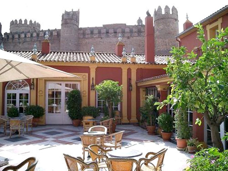 Hotel Huerta Honda Zafra Exteriör bild