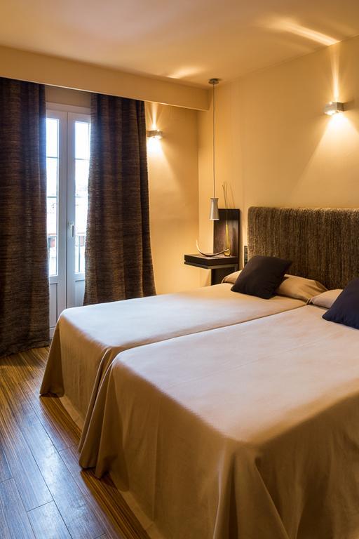 Hotel Huerta Honda Zafra Exteriör bild