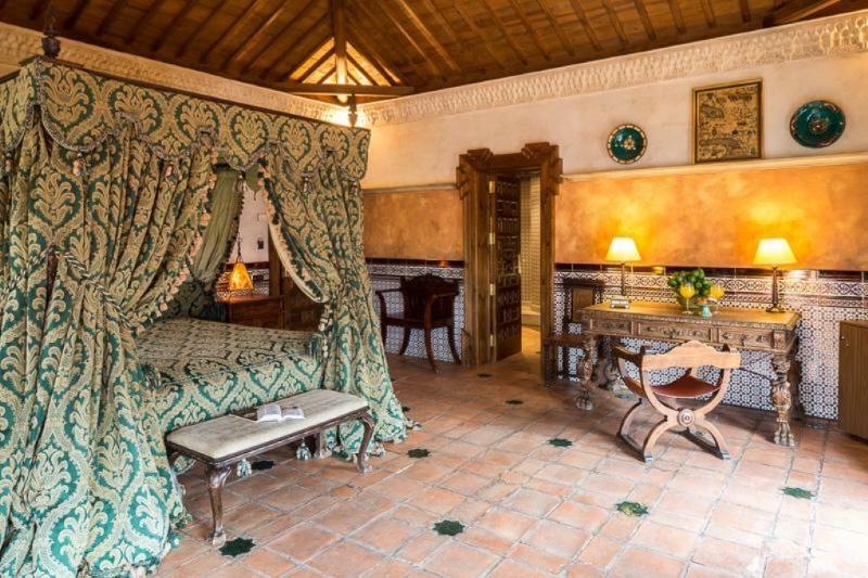 Hotel Huerta Honda Zafra Exteriör bild